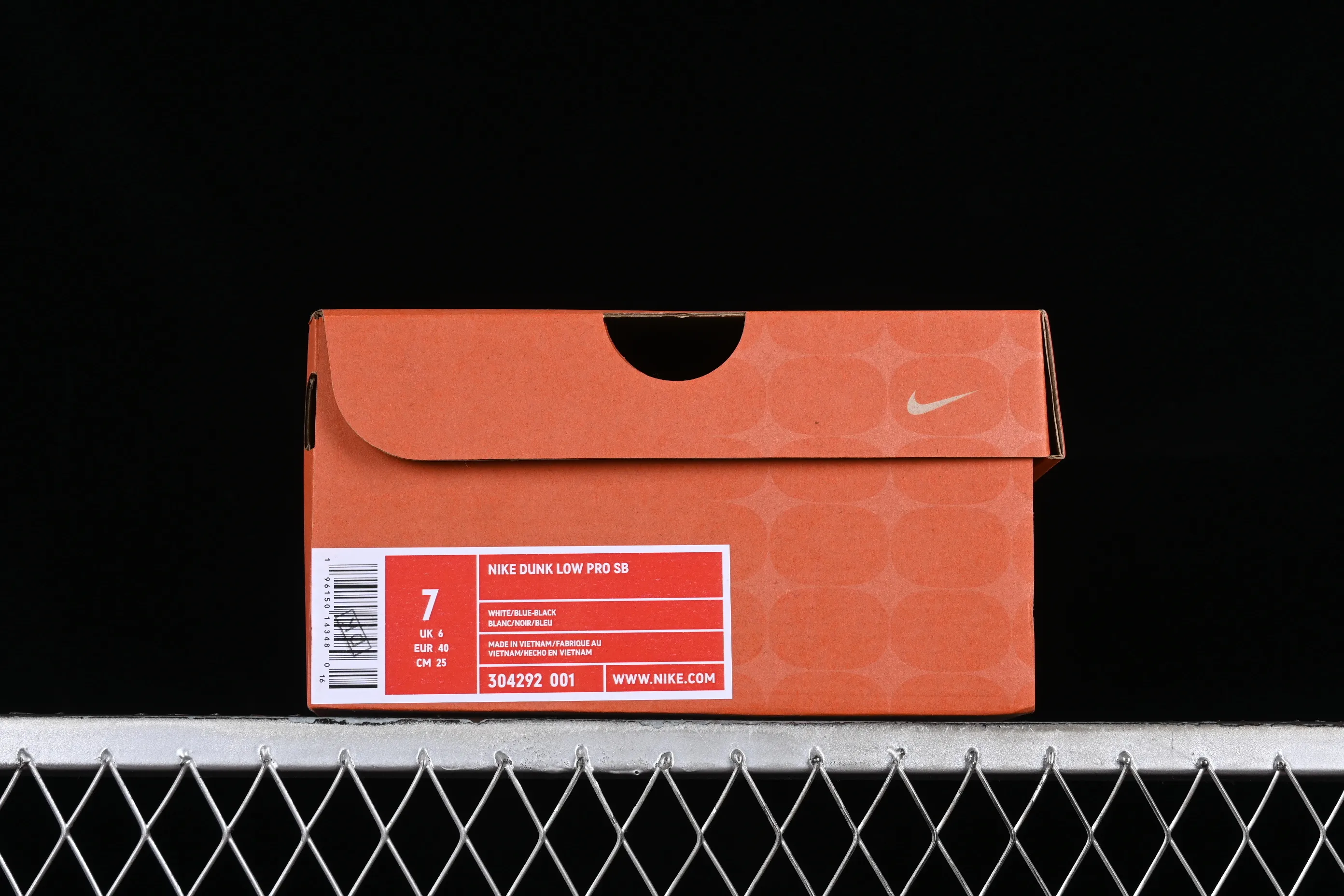 All Categories Nk SB Dunk Series Nk SB Dunk Low Low-top sneakers C version Supreme x Nk SB Dunk Low "NYC" joint model SB low-top casual sneakers 304292-001